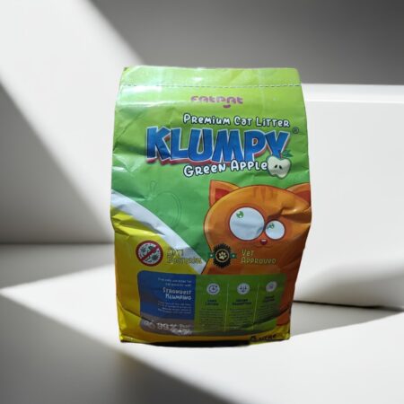 Klumpy Premium Cat Litter Apple & Lavender – Dust-free bentonite clumping litter available at Reem Pet Store Pakistan.