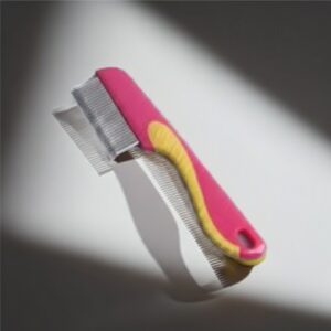 Tick and flea eliminator comb for dogs and cats